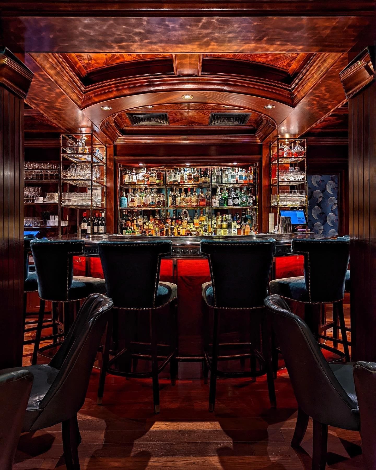 interior of the bloomsbury club bloomsbury bar