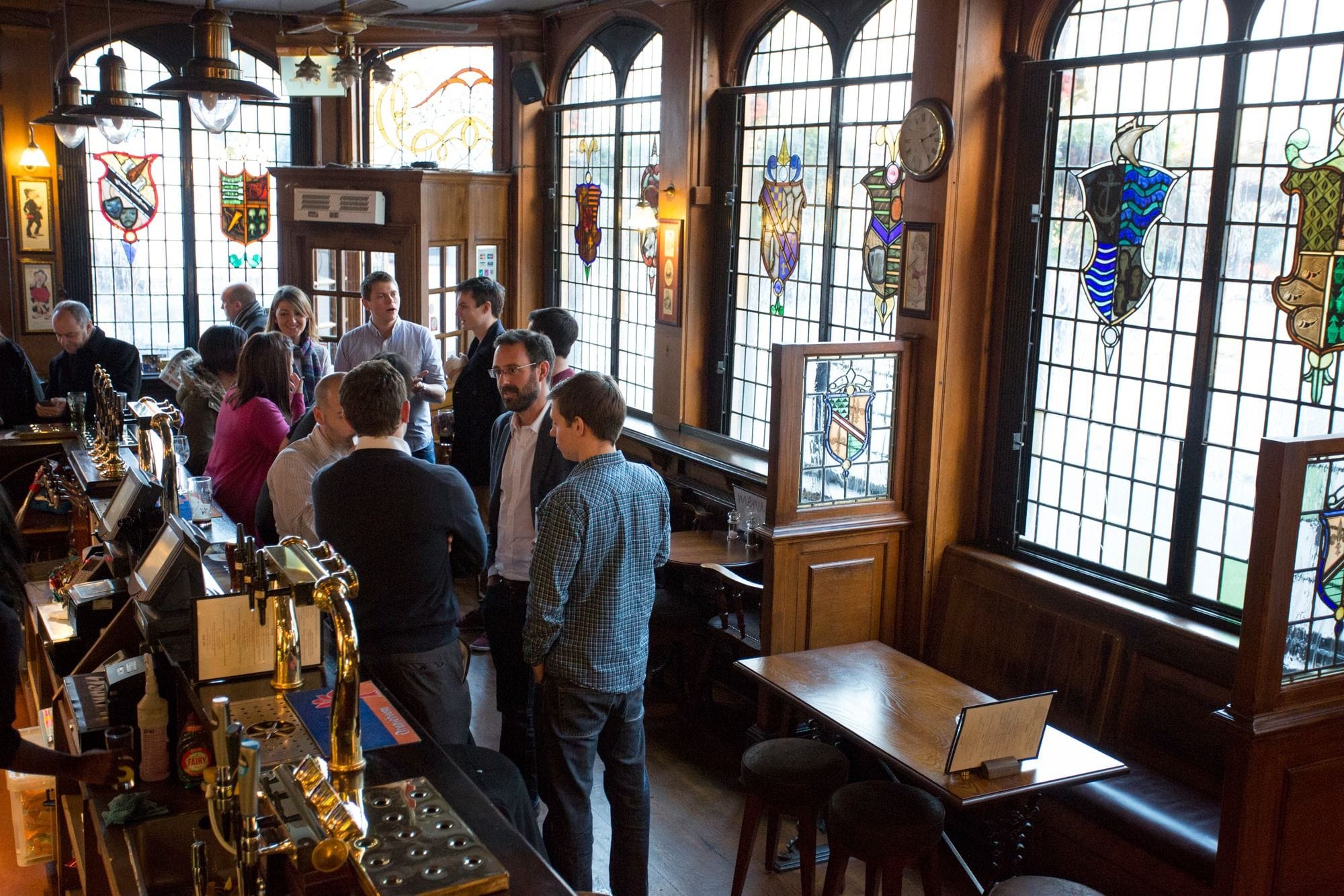 people at the bloomsbury tavern bloomsbury bar