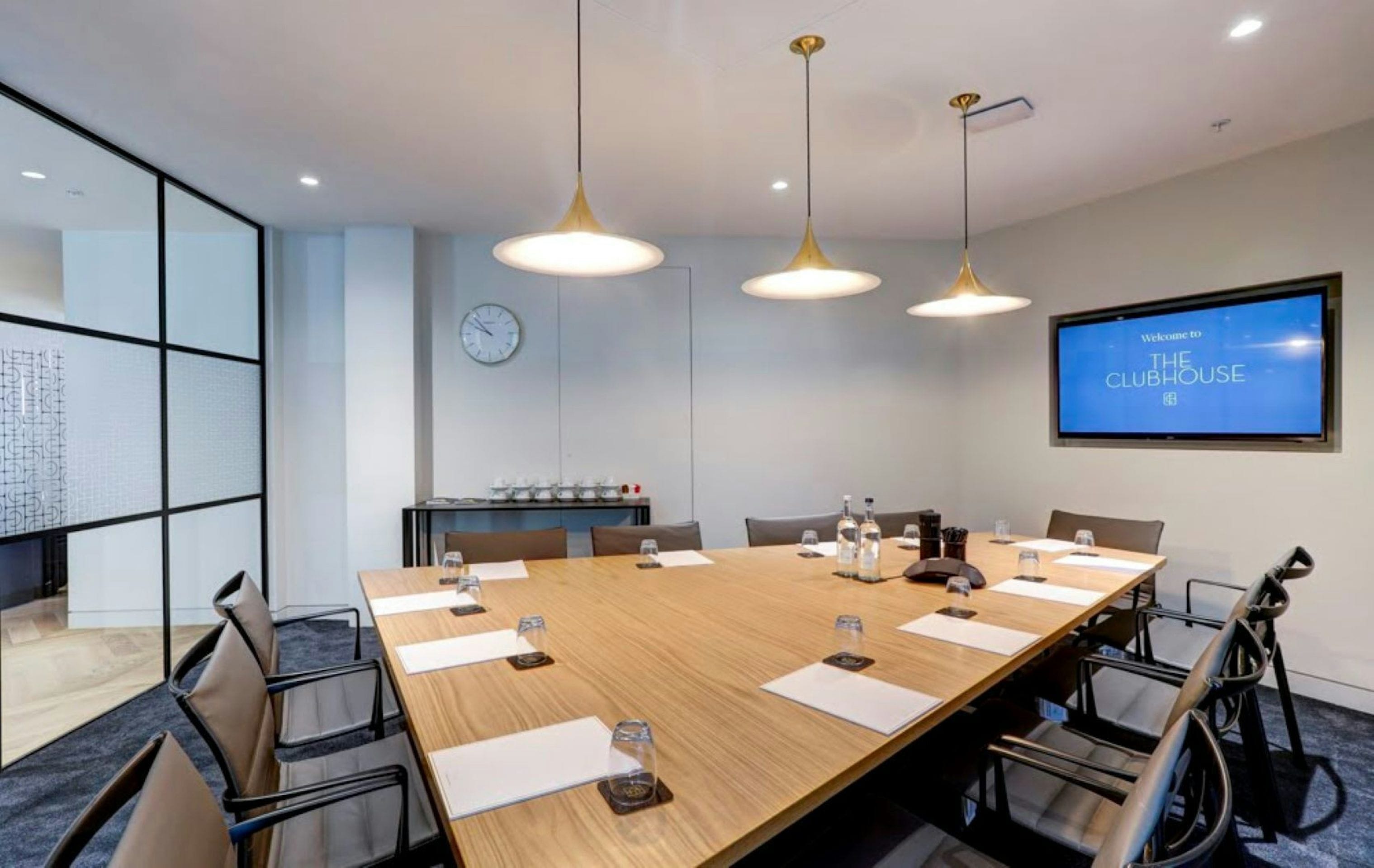 the boardroom at the clubhouse holborn circus city of london meeting room