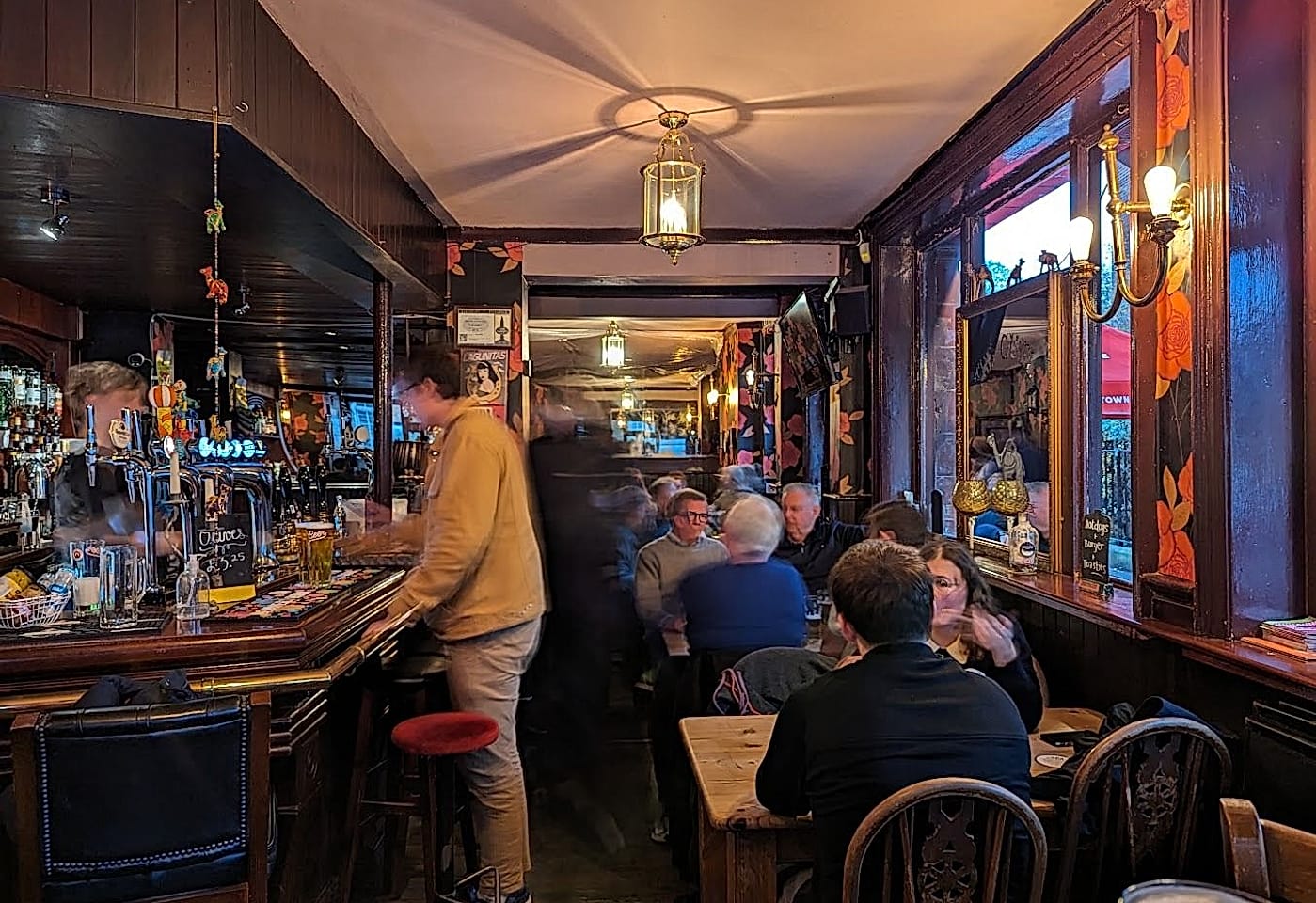 the camel bethnal green bar london