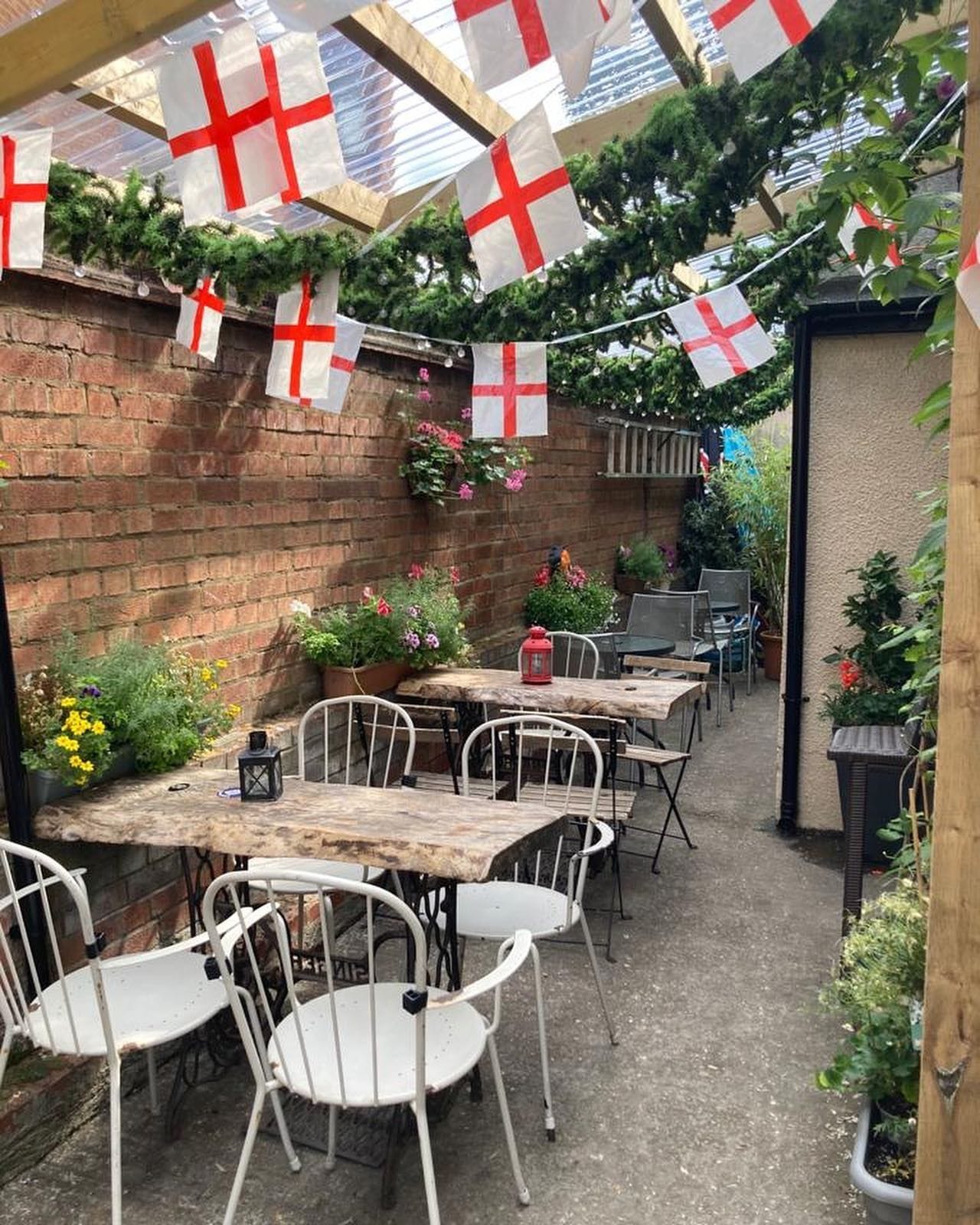 the camel bethnal green bar london