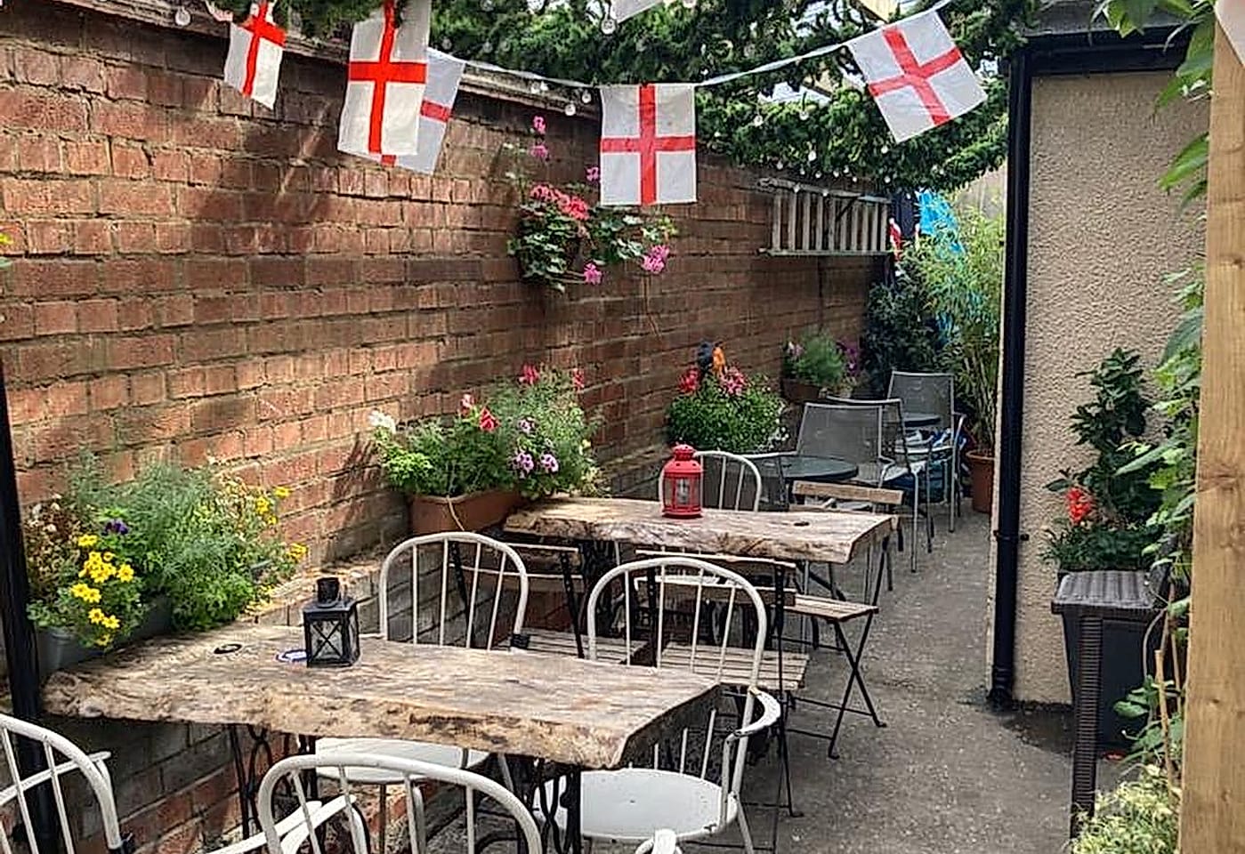 the camel bethnal green bar london