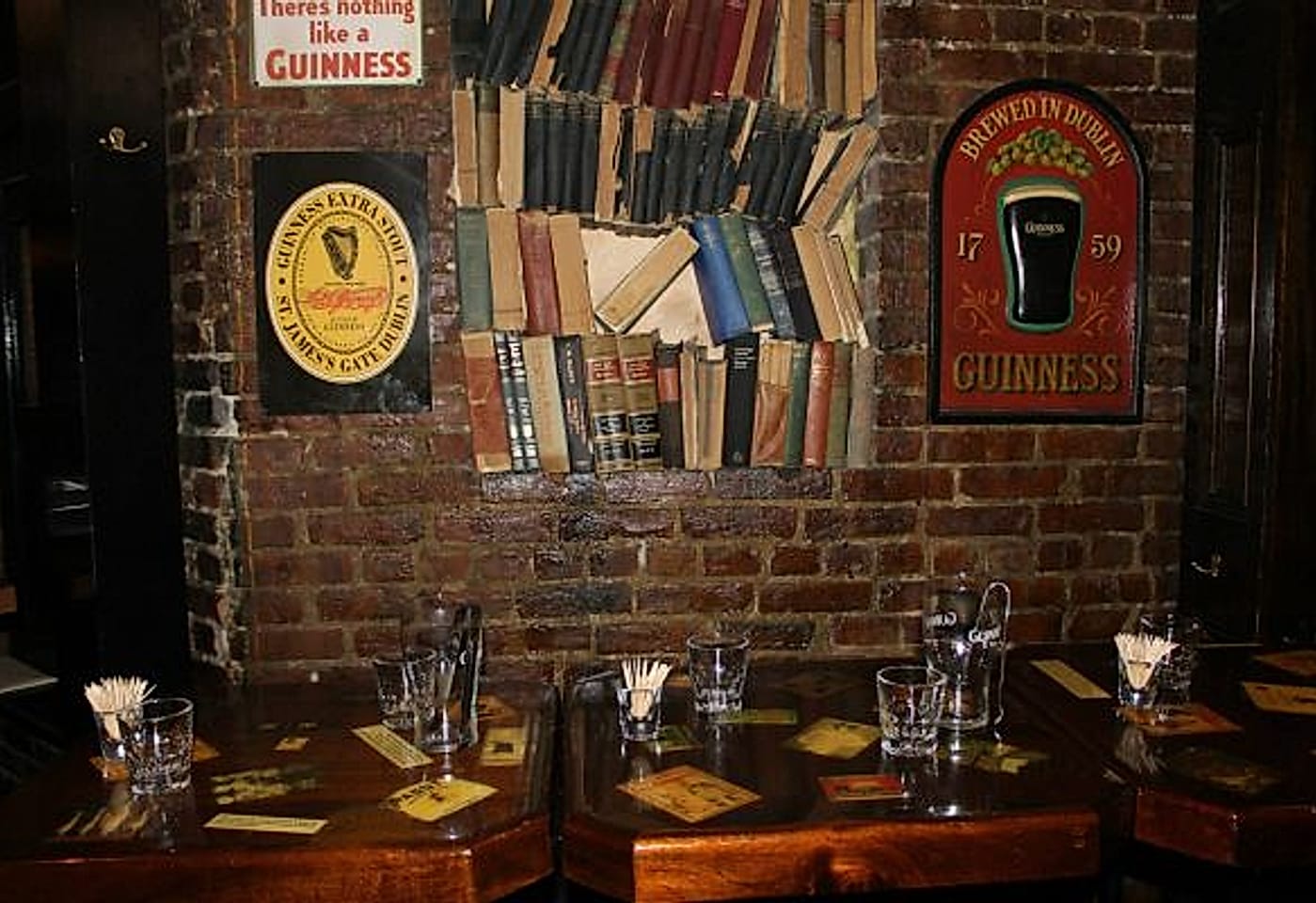 the dead poet upper manhattan columbia grad parties pub event space nyc