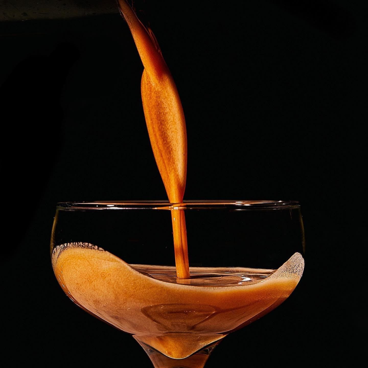 cocktail at the devonshire arms south kensington bar london