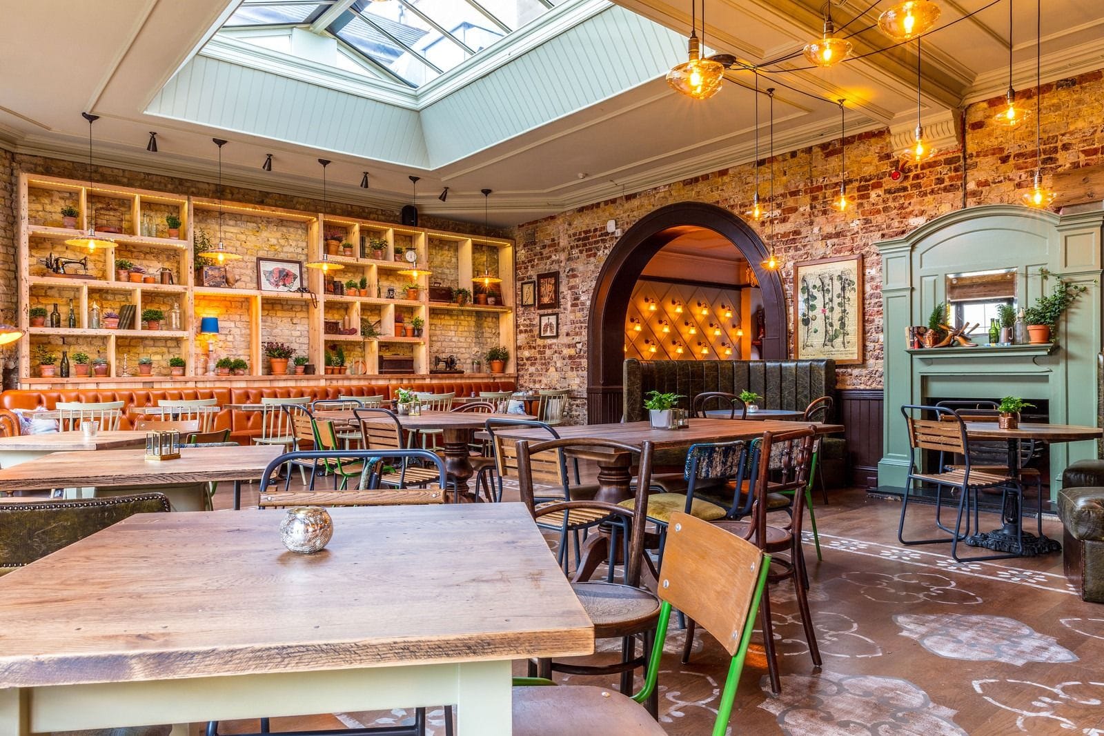 the devonshire balham bars 1