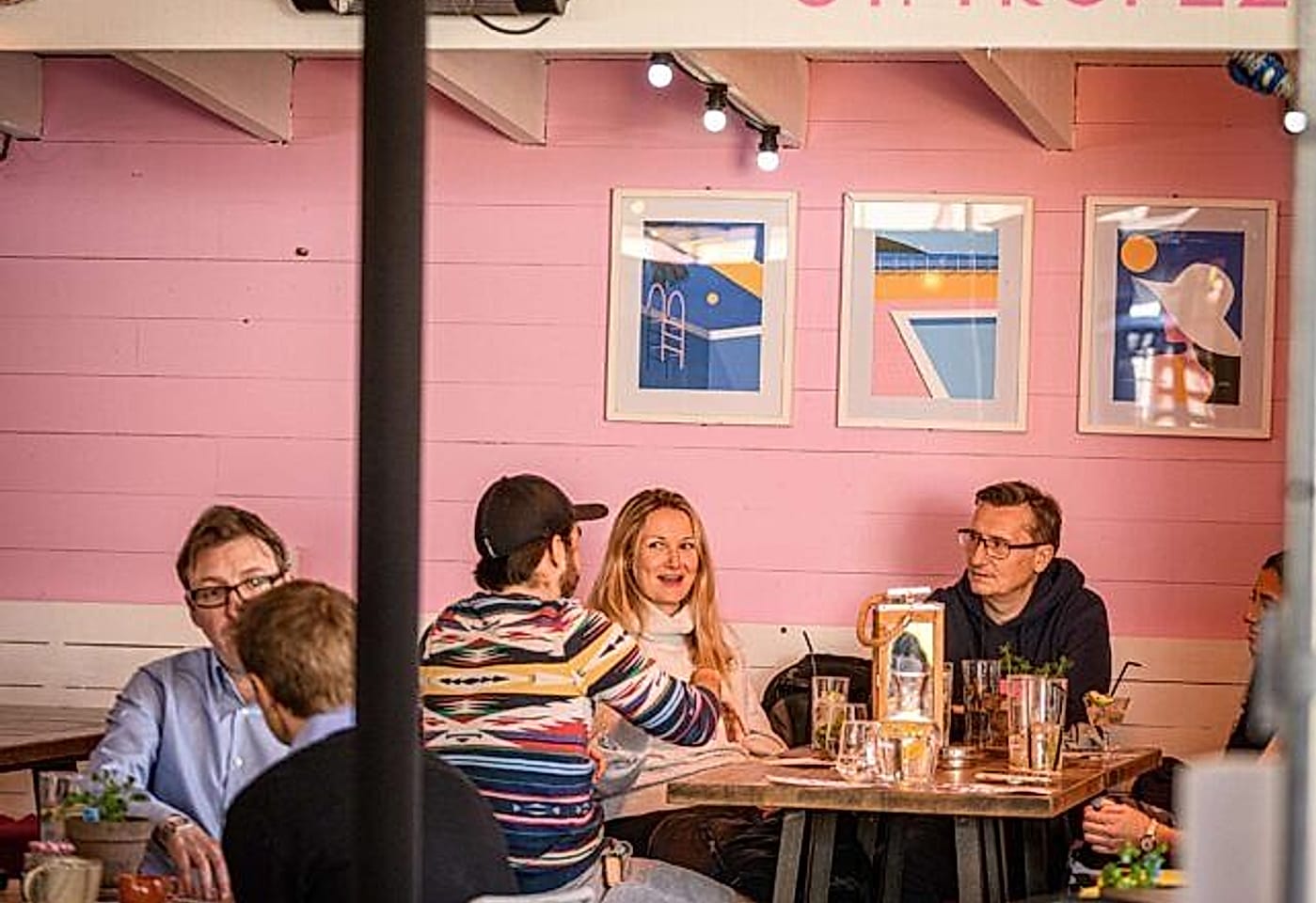 the devonshire balham bars 2