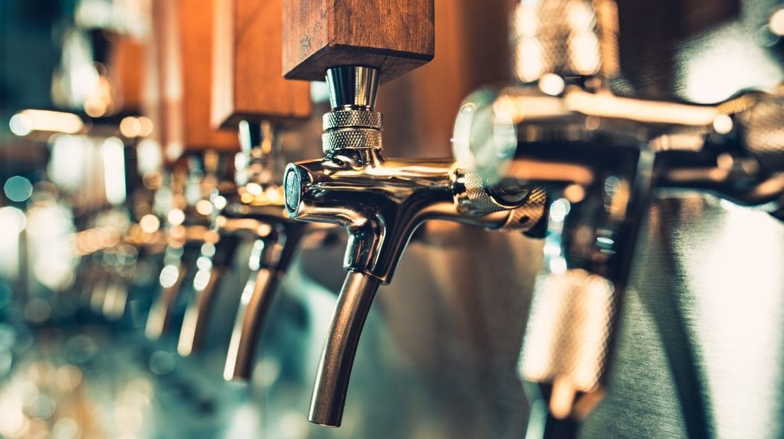 the dickens inn tower bridge bars 3