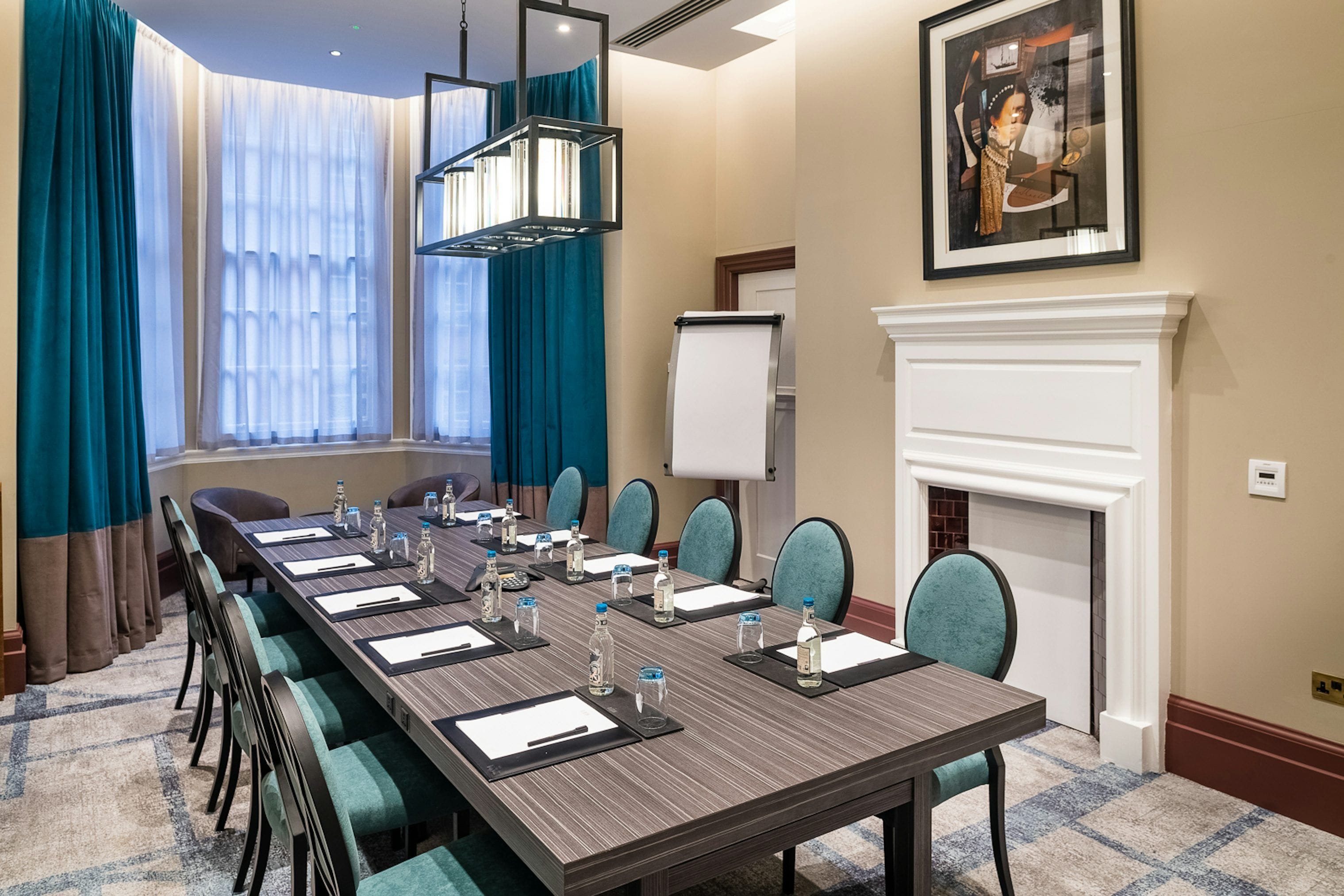 the dock the dixon tower bridge