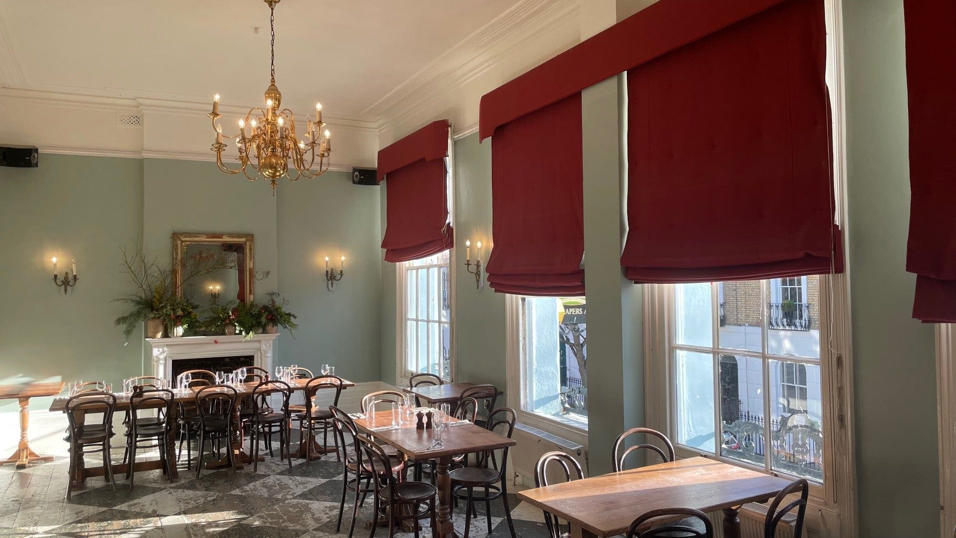 dining room of the drapers arms pub in islington london