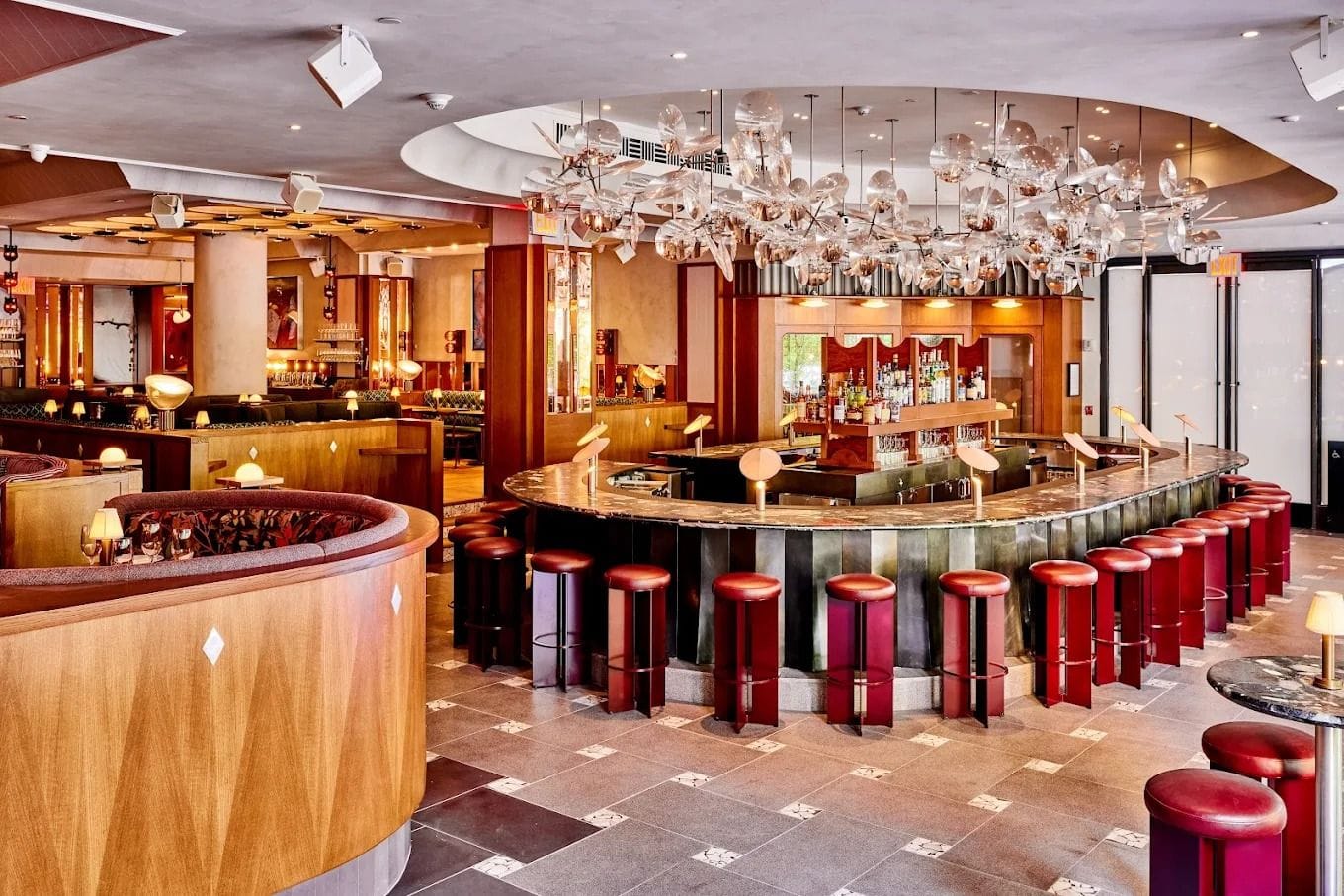 Have a New York happy meal on this Manhattan patio: The Dynamo Room image 3