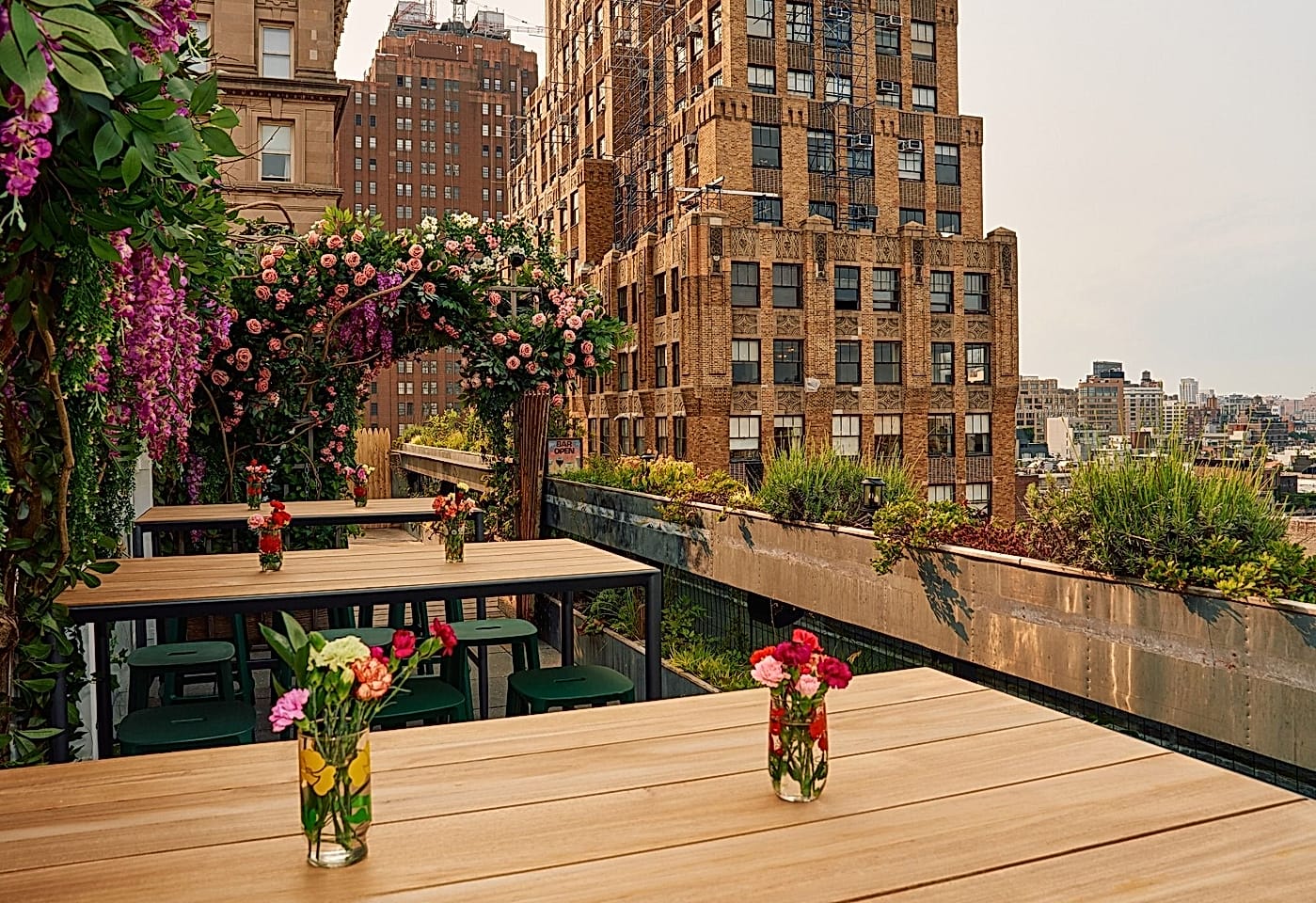 Roses and rosé at this Lower Manhattan rooftop bar: The Flower Shop1