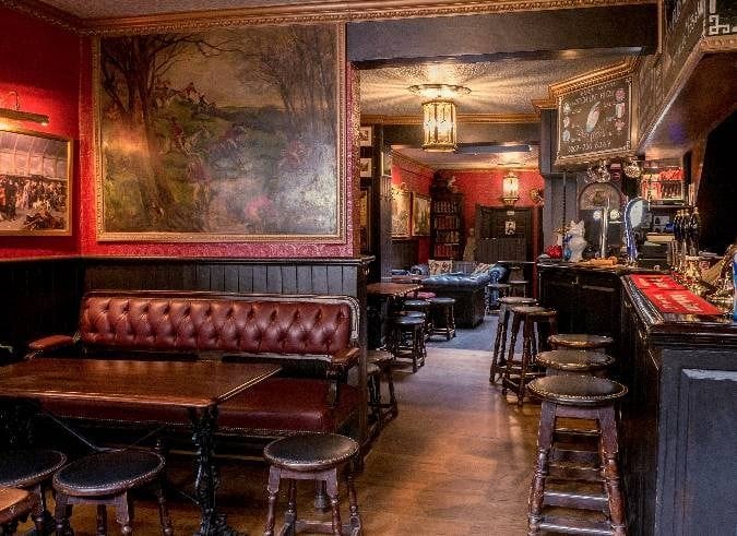 interior of the fox and hounds belgravia london bar