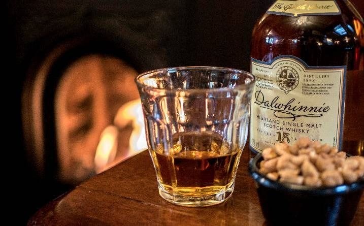 whisky at the fox and hounds belgravia london bar