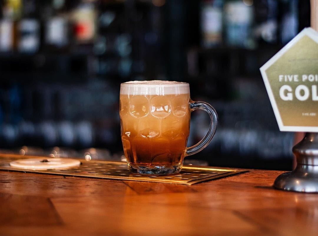 beer at the griffin pub in old street in london