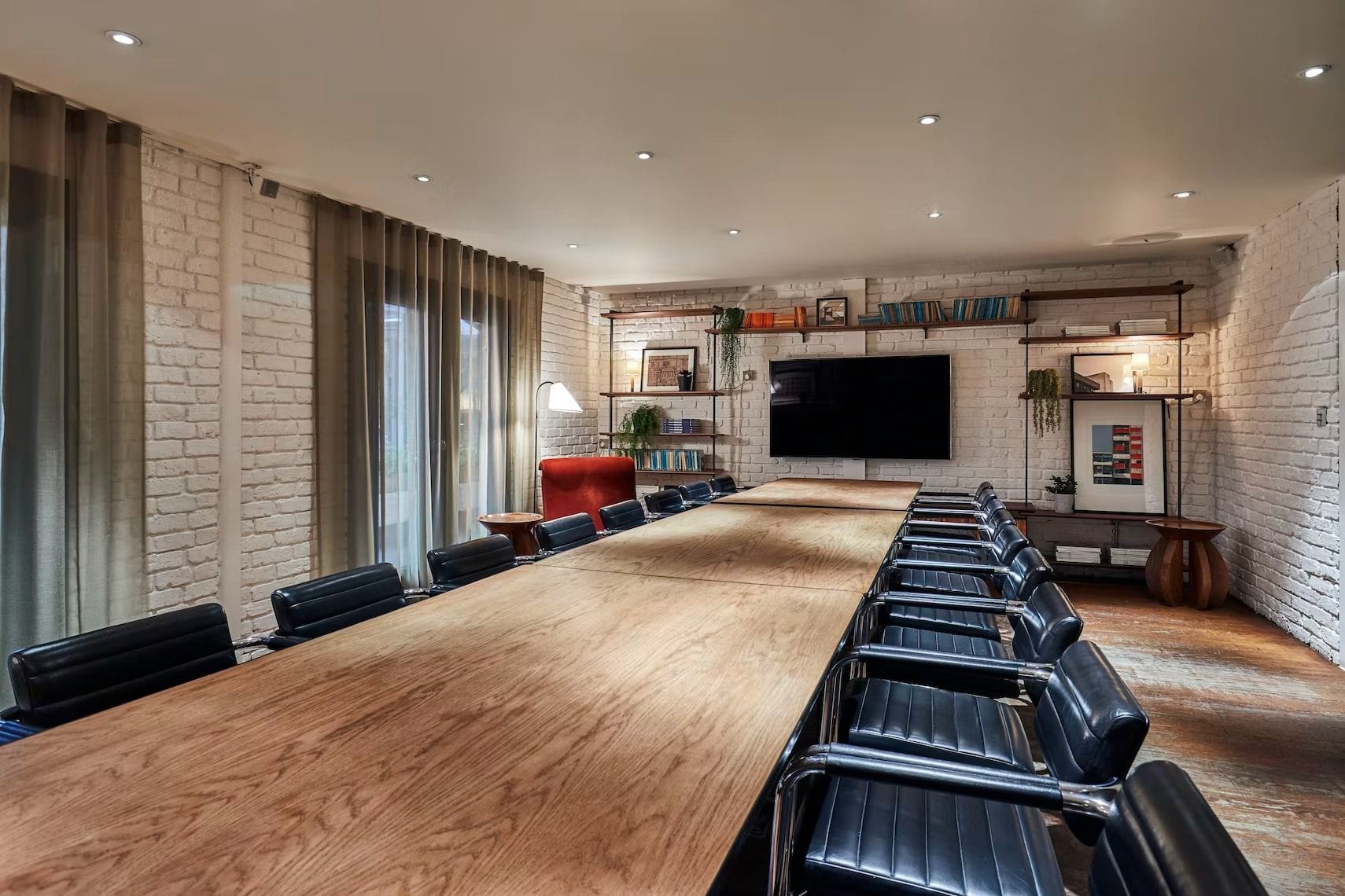 the hoxton london cool meeting rooms 1