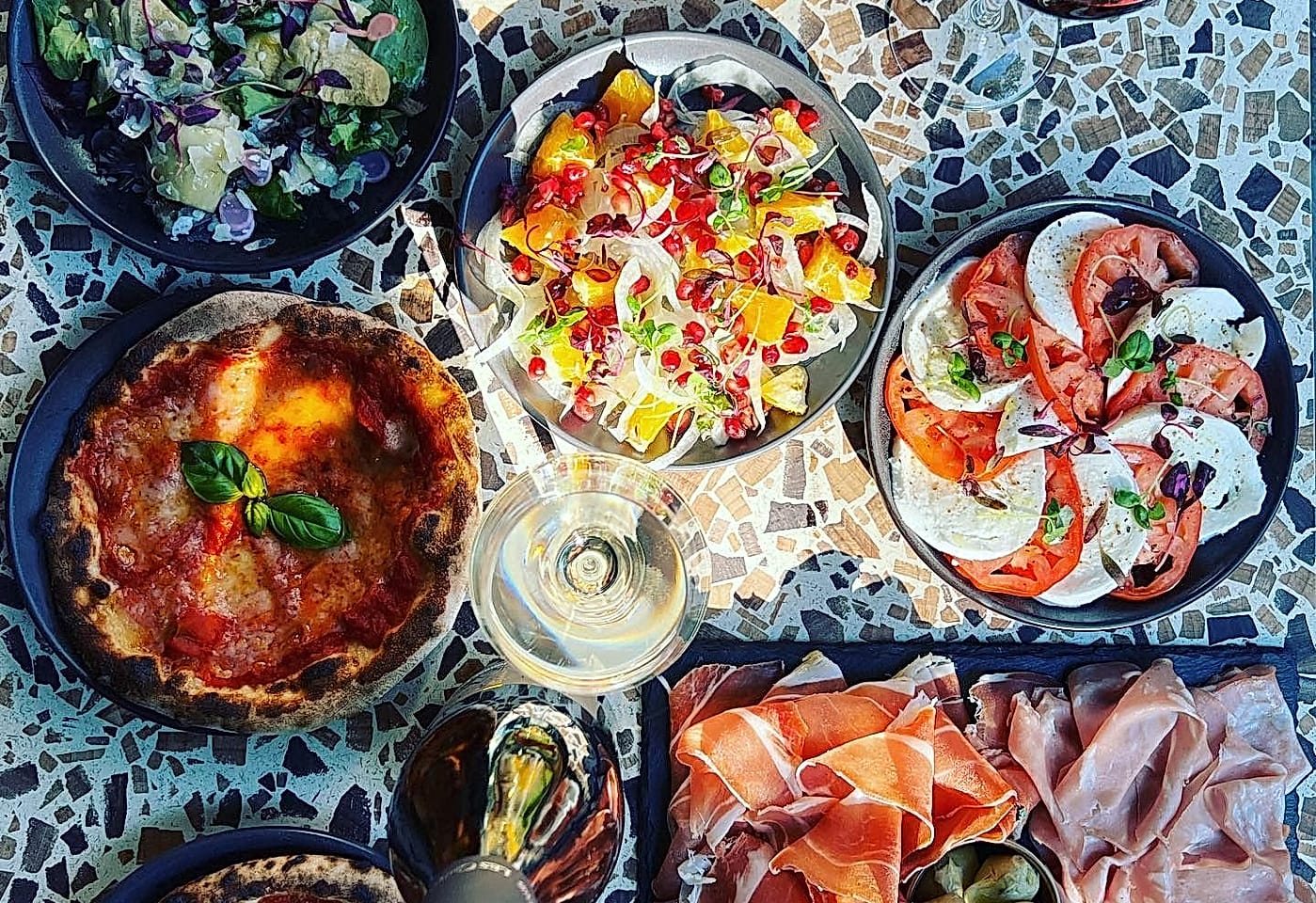 the italians wine bar and shop marylebone london