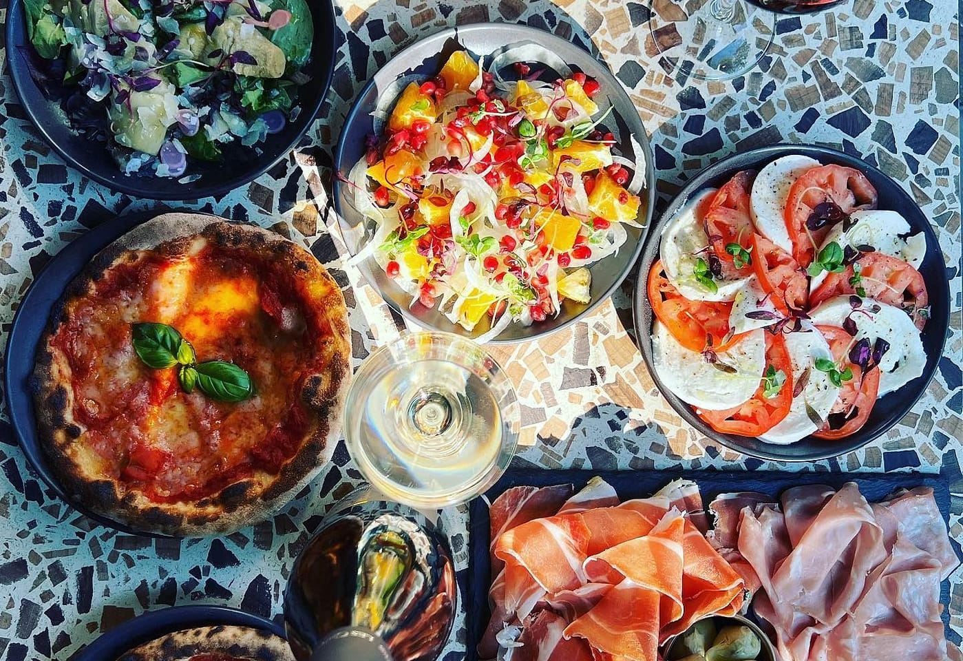 the italians wine bar and shop marylebone london