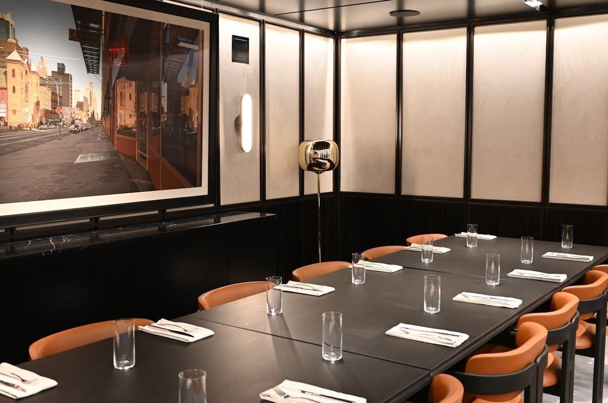 Plan a sleek dinner meeting at this Midtown restaurant: The Landing1