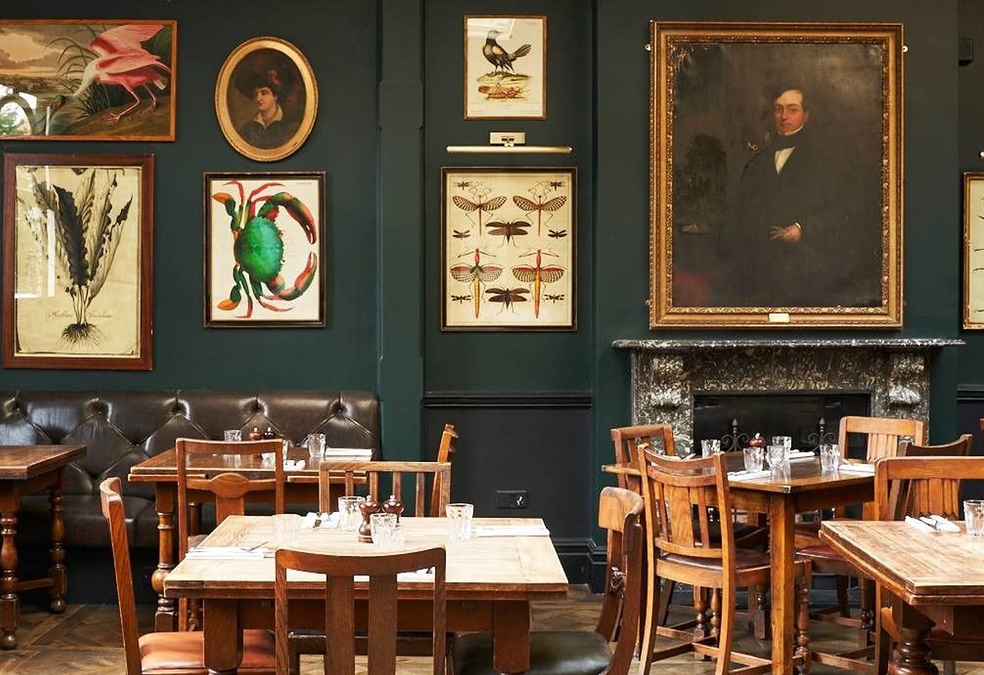 interior of the princess victoria pub in shepherds bush london bar