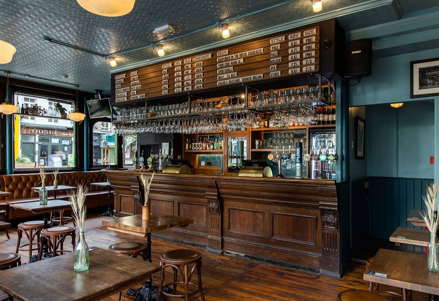 Queen Charlotte Charlotte Street pub