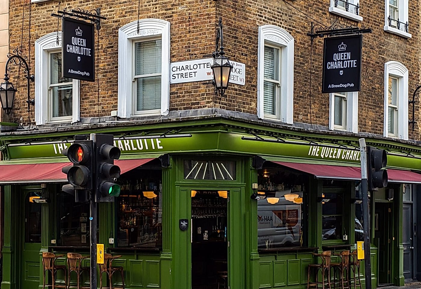 Queen Charlotte Charlotte Street pub