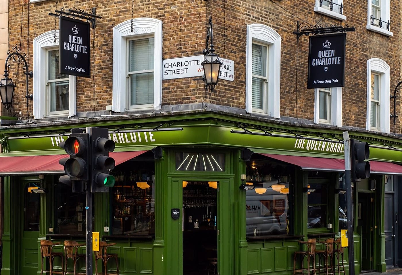 Queen Charlotte Charlotte Street pub