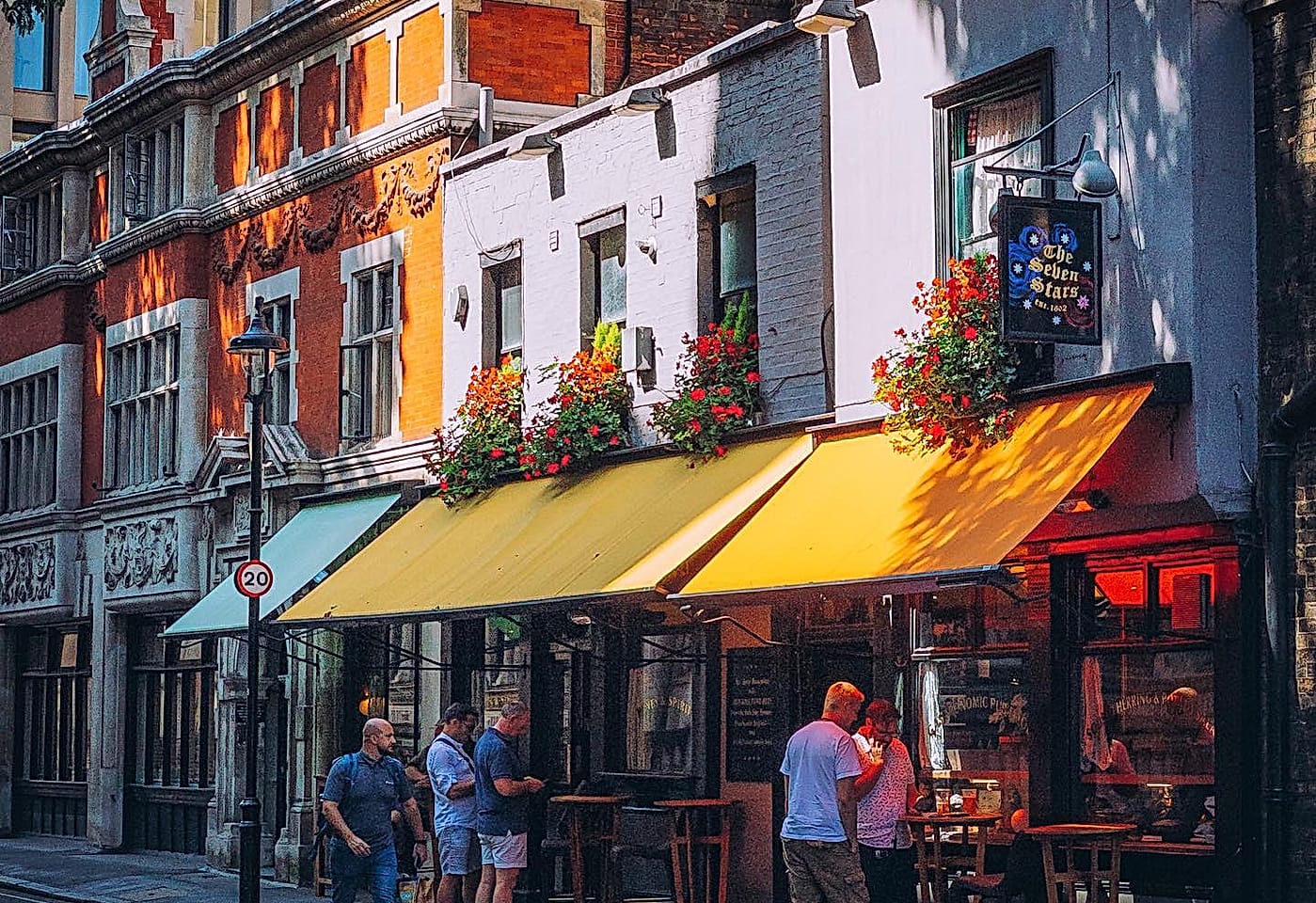 exterior of the seven stars holborn bar london