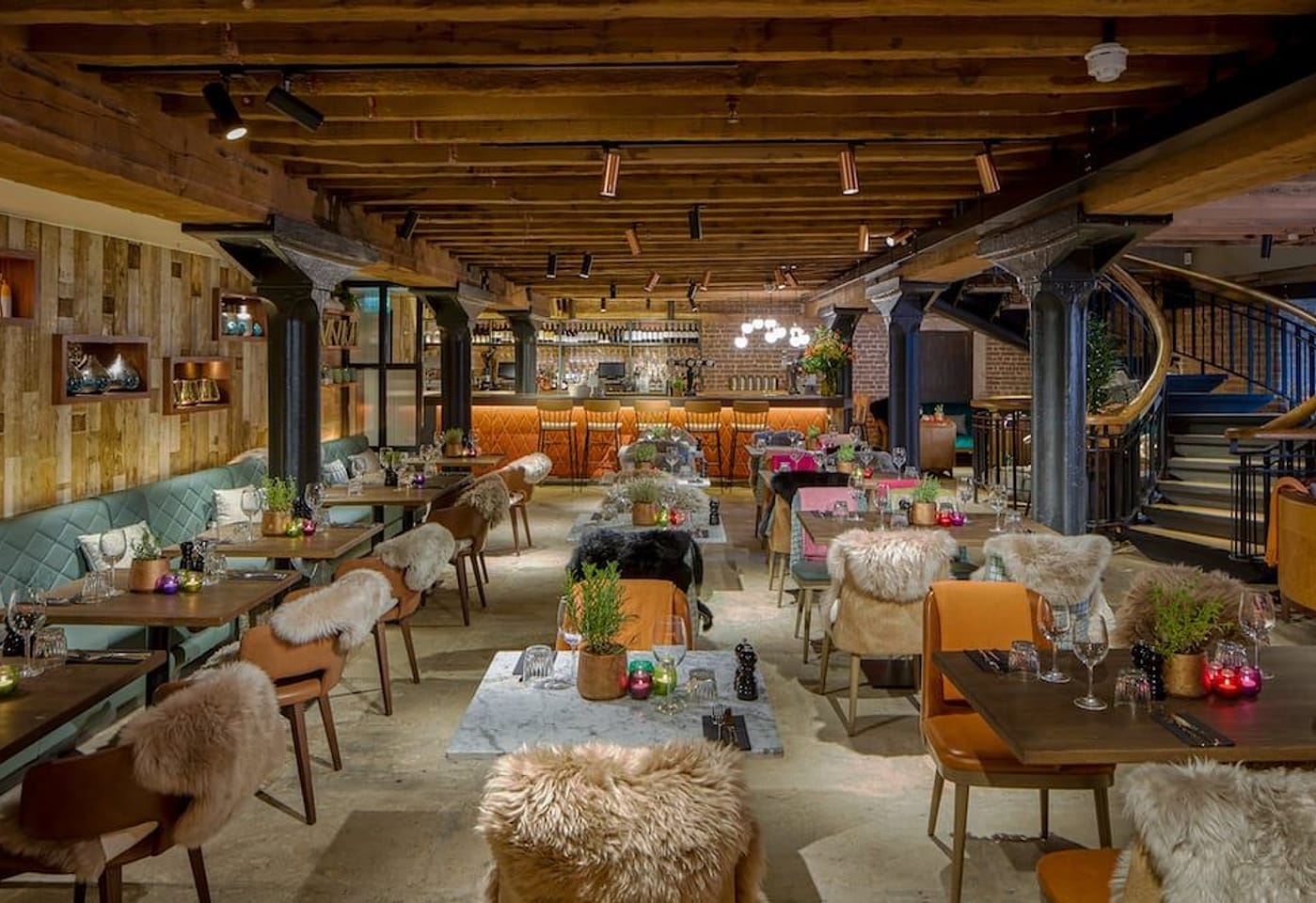 private dining at the sipping room west india quay in canary wharf in london