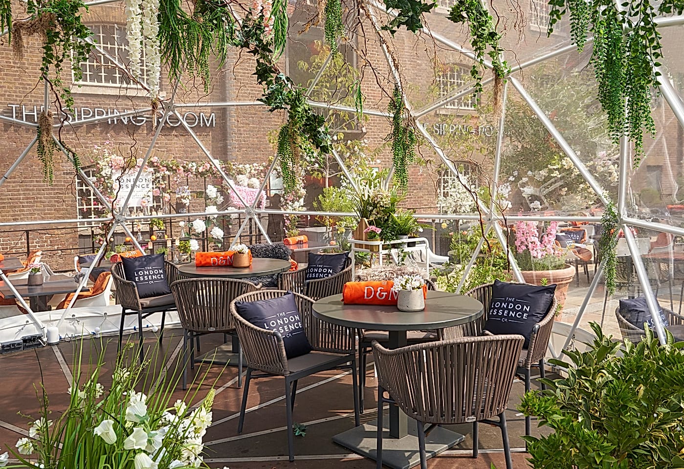 private dining at the sipping room west india quay in canary wharf in london