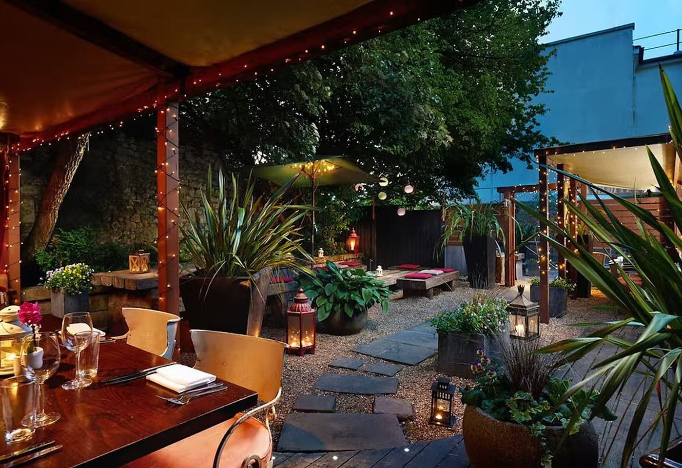 the square club bristol christmas party venues 1
