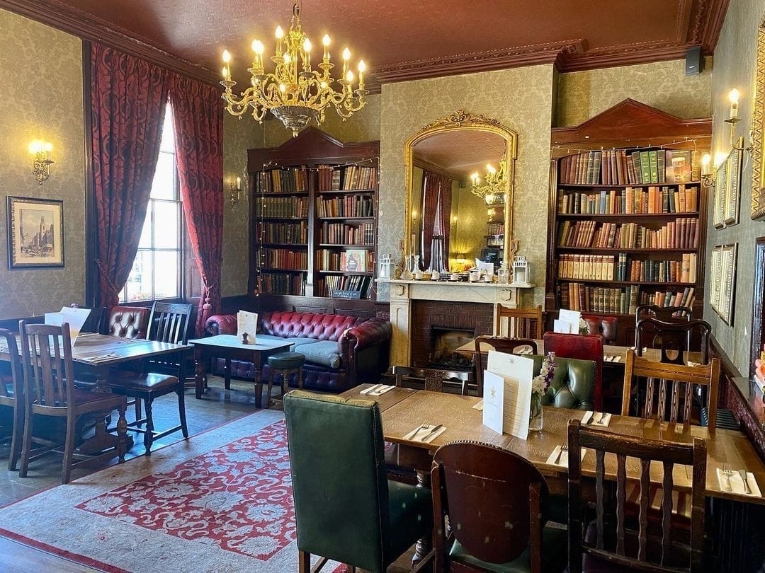 interior of the star tavern belgravia london bar