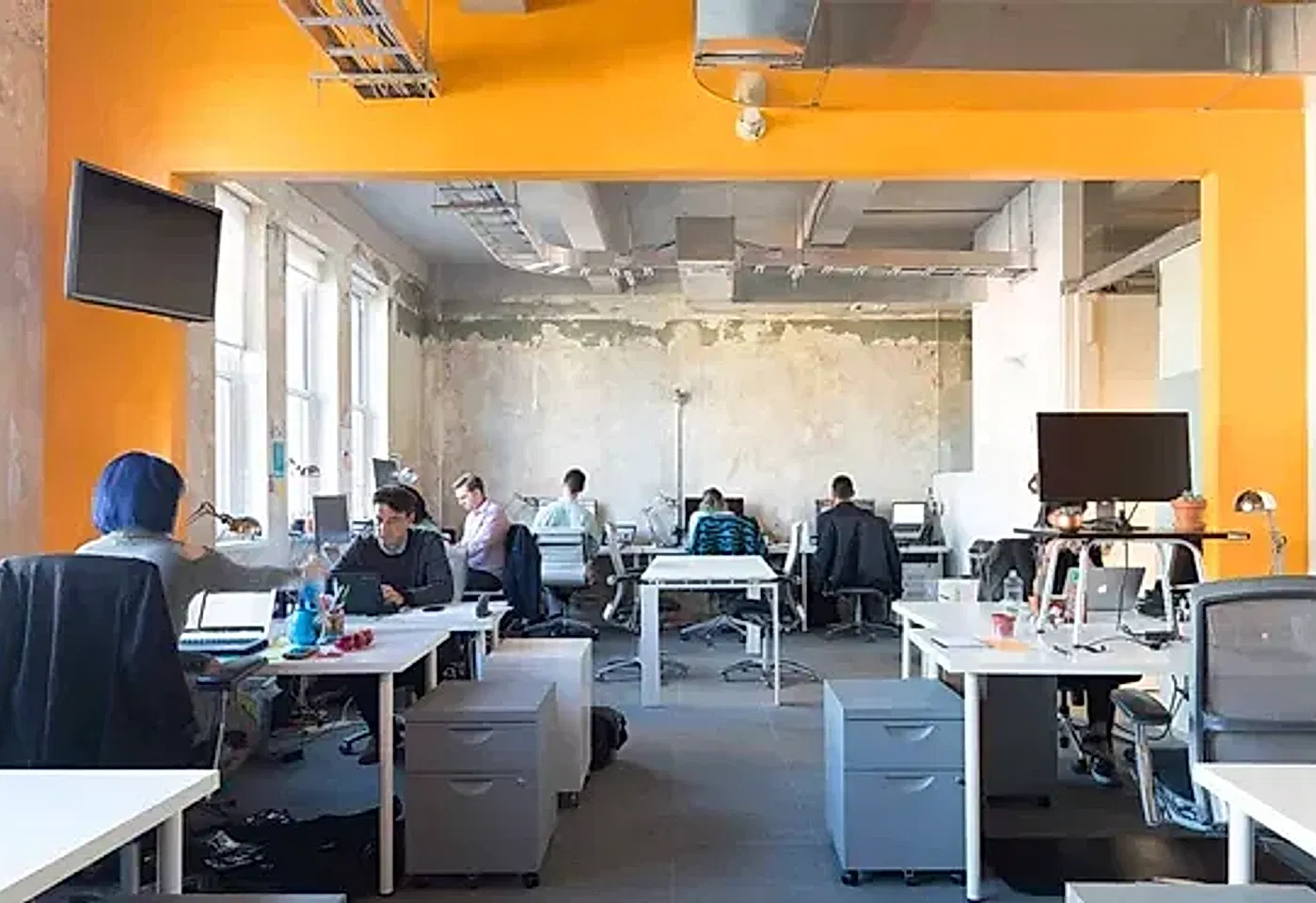 A workspace in The Yard, a conference venue on the Lower East Side in NYC.