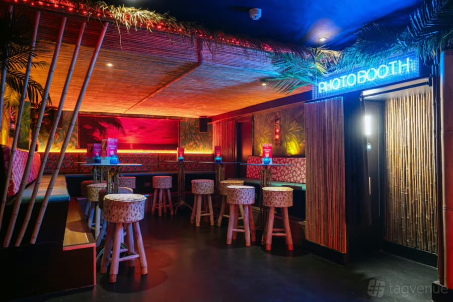 Passé or pass me another Mai Tai?: Tiki Hideaway image 2