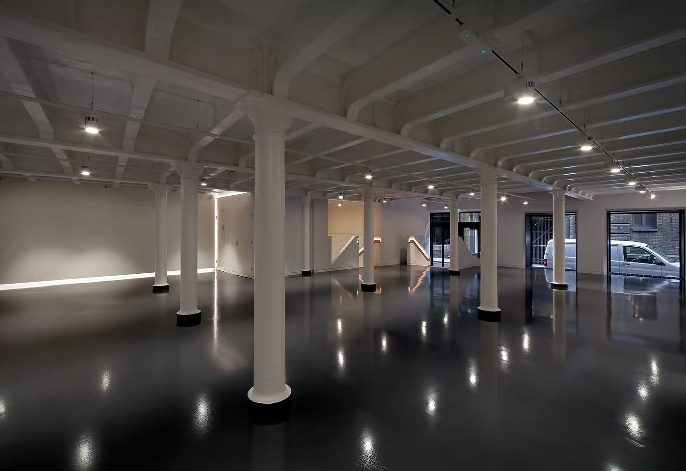 unit x the stables london exhibitions