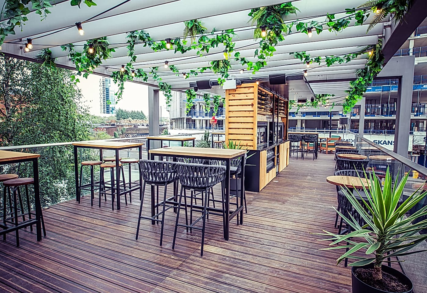 vagabond east london rooftop bar 1