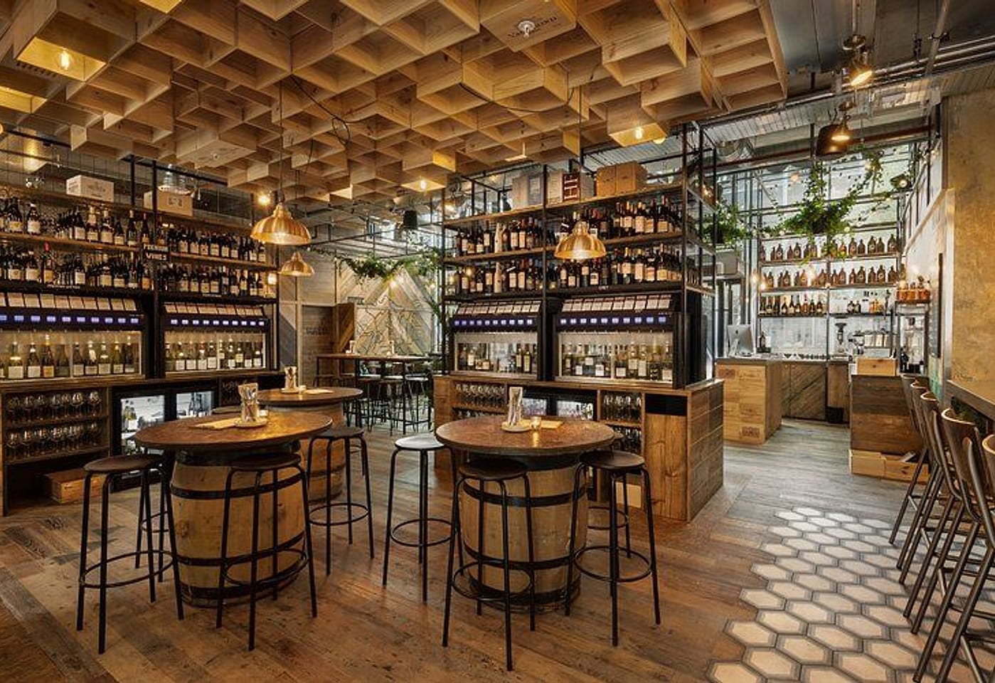 An outdoor bar in Victoria for the wine enthusiasts: Vagabond image 3