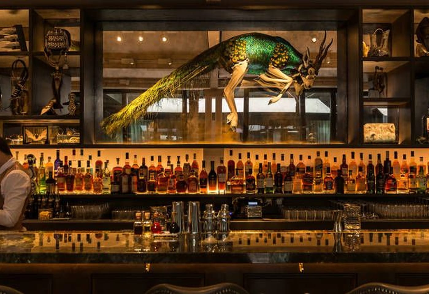 A botanical Fitzrovia cocktail bar: Waeska image 2