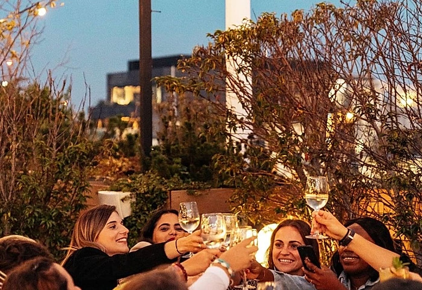 willows on the roof bar near oxford street
