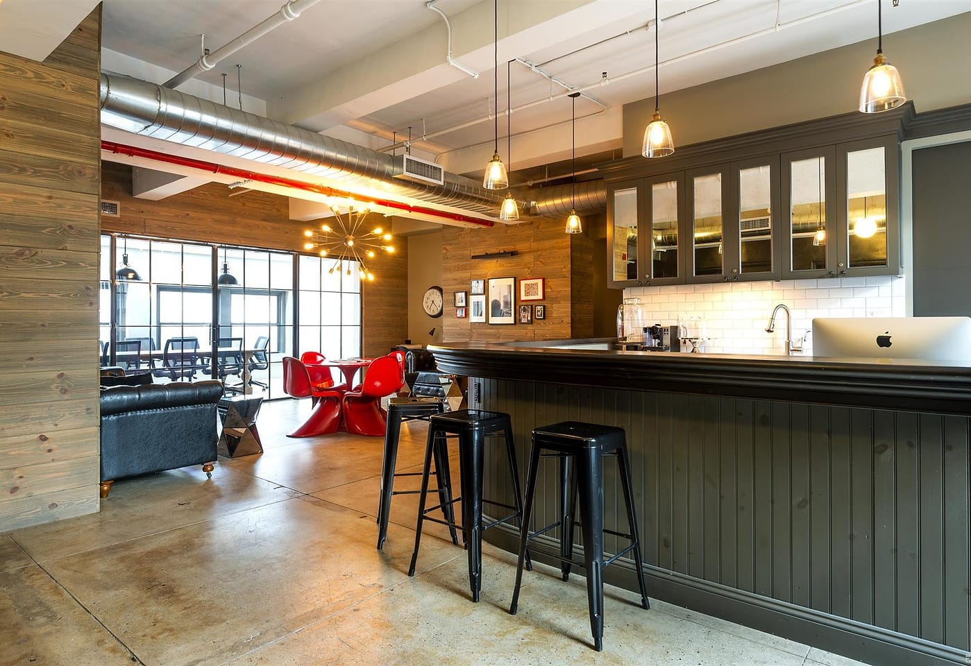 Suspiciously affordable meeting rooms near Times Square: WorkHouse NYC 1